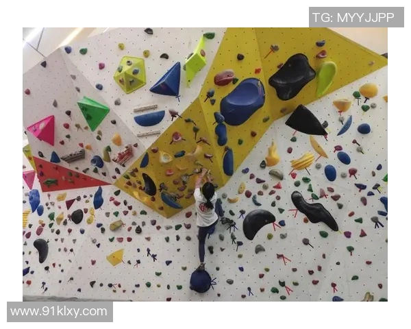 攀岩深度解析北京攀岩队的防守策略与训练方法探秘